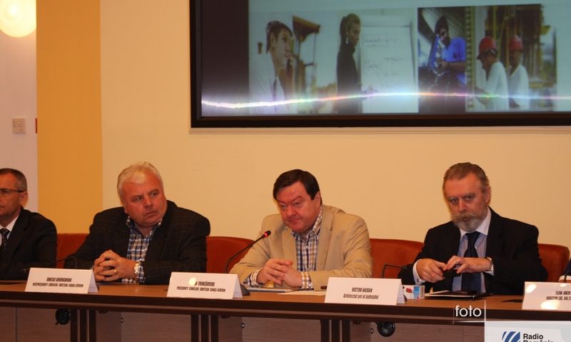 Patru noi proiecte pentru şomeri şi angajaţi Patru noi proiecte pentru şomeri şi angajaţi