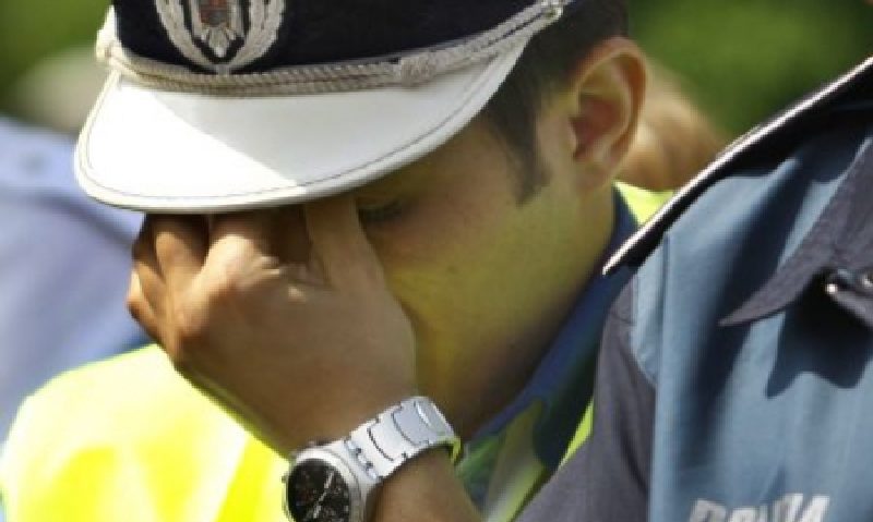 Poliţist din Moldova Nouă cercetat de superiori Poliţist din Moldova Nouă cercetat de superiori