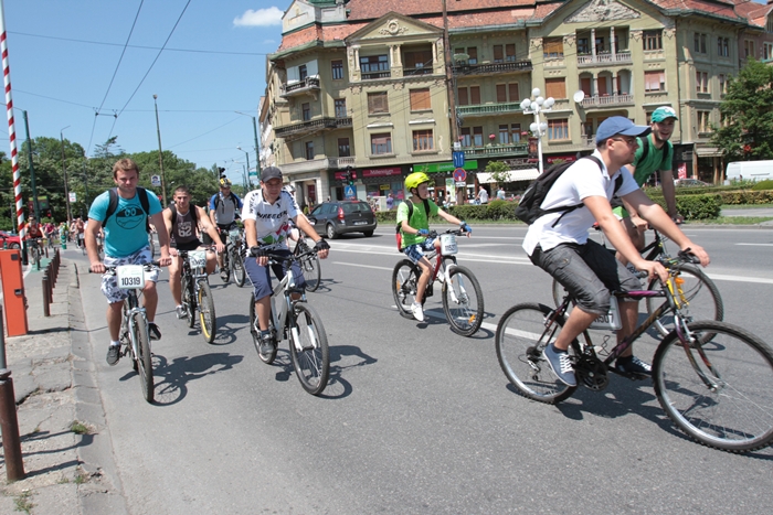 „Aventura Voinicilor” pe două roţi „Aventura Voinicilor” pe două roţi