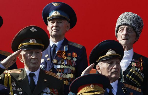 Ziua Veteranilor de Război. Seniorii îşi onorează astăzi camarazii de arme Ziua Veteranilor de Război. Seniorii îşi onorează astăzi camarazii de arme