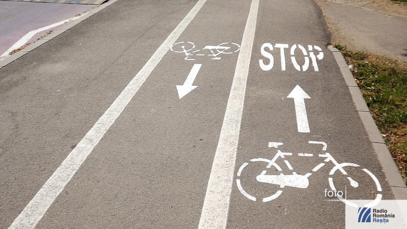 Un drum prea mic pentru două biciclete Un drum prea mic pentru două biciclete