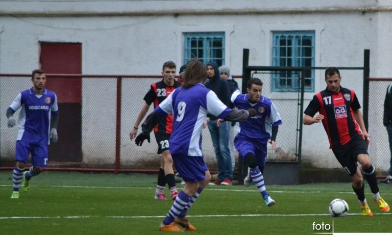 FC Caransebeş şi Muncitorul Reşiţa joacă pe teren propriu FC Caransebeş şi Muncitorul Reşiţa joacă pe teren propriu