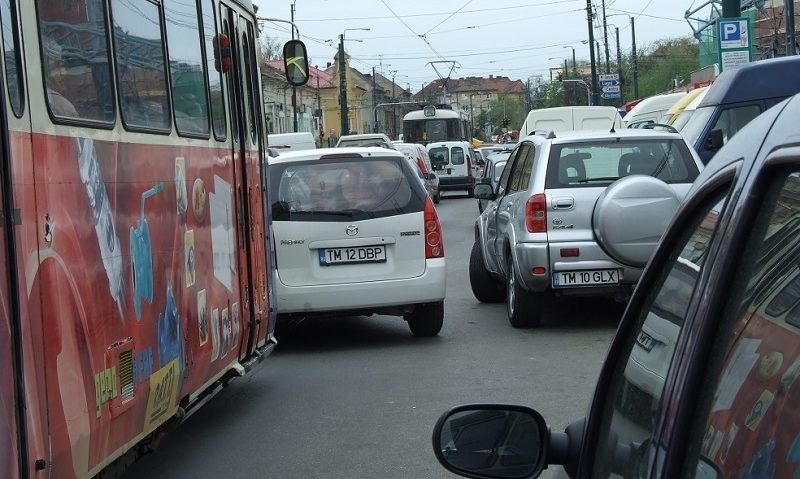 Panouri cu scuze pentru modul în care se circulă în Timişoara Panouri cu scuze pentru modul în care se circulă în Timişoara
