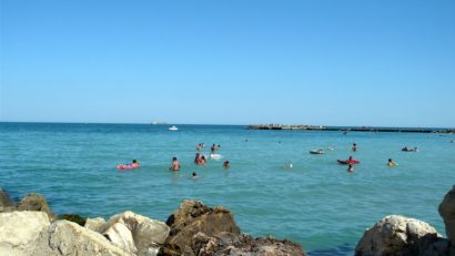 Mai mult de jumătate dintre turişti aleg în acest an vacanţe în România