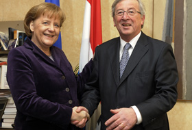 Cancelarul german îl susţine pe Jean-Claude Juncker la şefia CE