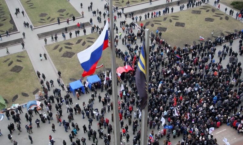 Ucrainenii cer decretarea Legii Marţiale Ucrainenii cer decretarea Legii Marţiale