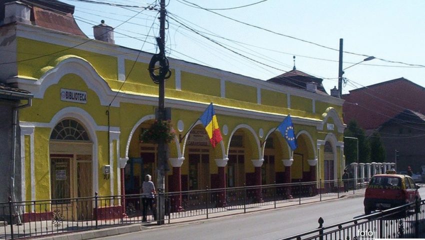 Biblioteca „Mihail Halici” în proprietatea municipalității din Caransebeș Biblioteca „Mihail Halici” în proprietatea municipalității din Caransebeș