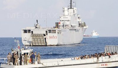 Unui vapor cu emigranţi i s-a permis acostarea pe insula italianã Lampedusa