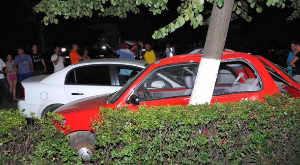 [UPDATE] Opt victime într-un grav accident pe „drumul morţii” între Deva şi Arad