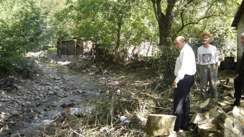 Măsuri împotriva inundațiilor la Oțelu Roșu Măsuri împotriva inundațiilor la Oțelu Roșu