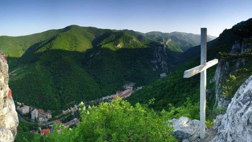 Patronii din turism cer o nouă relaxare şi măsuri de sprijin Patronii din turism cer o nouă relaxare şi măsuri de sprijin