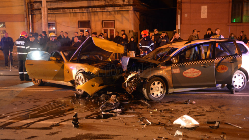 Un alt accident provocat de un taximetrist Un alt accident provocat de un taximetrist