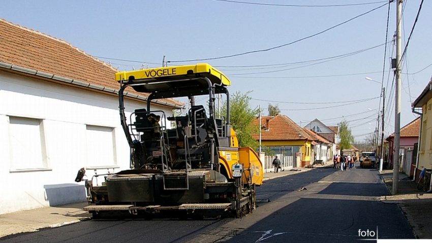 Lucrări multe cu bani puţini Lucrări multe cu bani puţini