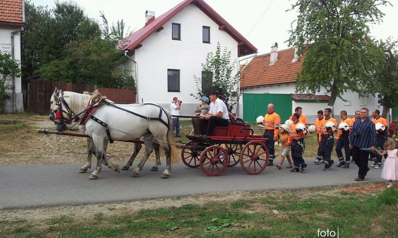 Festivalul pompierilor la Brebu Nou Festivalul pompierilor la Brebu Nou