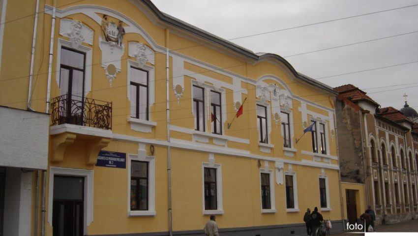Ultimele retușuri la școli Ultimele retușuri la școli