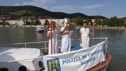 [FOTO] Zeul Neptun a fost astăzi la Orşova