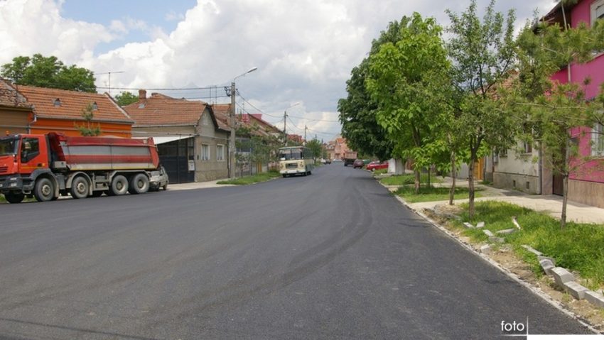 Traficul greu generează probleme Traficul greu generează probleme