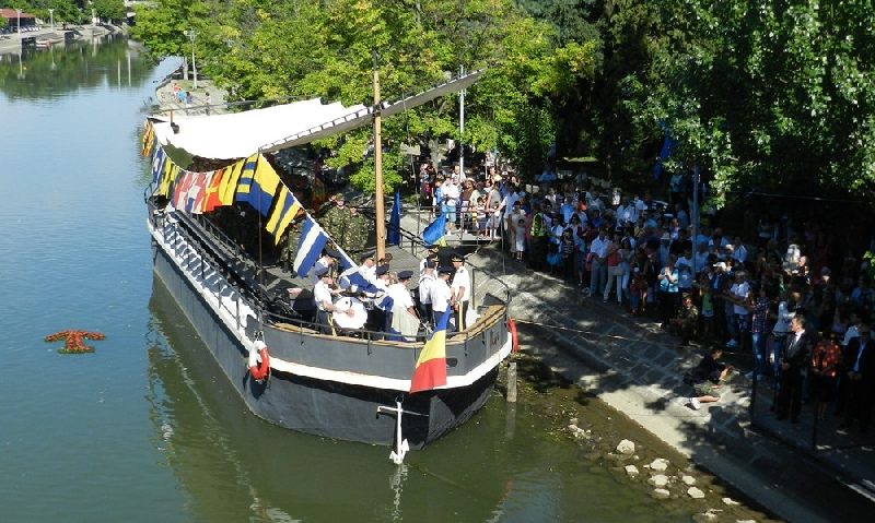 Forţele Navale au salutat Timişoara de Ziua Marinei Forţele Navale au salutat Timişoara de Ziua Marinei