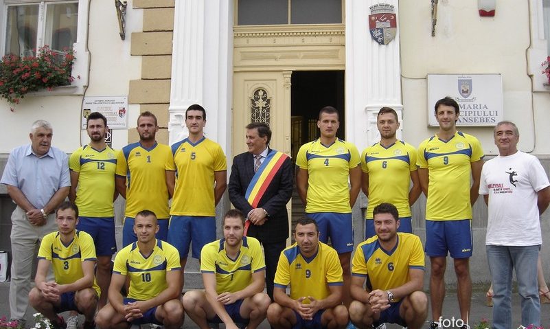 Banatul Caransebeş îşi prezintă lotul Banatul Caransebeş îşi prezintă lotul