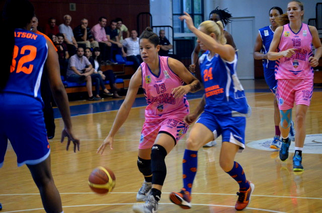 ICIM Arad a cedat prima SuperCupă a României la baschet feminin ICIM Arad a cedat prima SuperCupă a României la baschet feminin