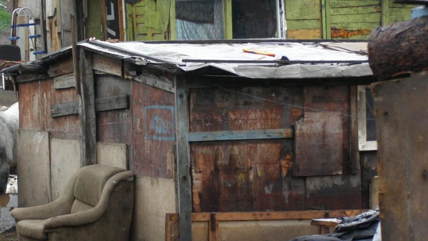 Barăcile rromilor vor fi demolate! Barăcile rromilor vor fi demolate!