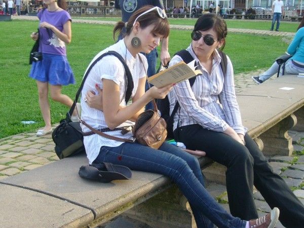 Biblioteci în aer liber la Timişoara Biblioteci în aer liber la Timişoara