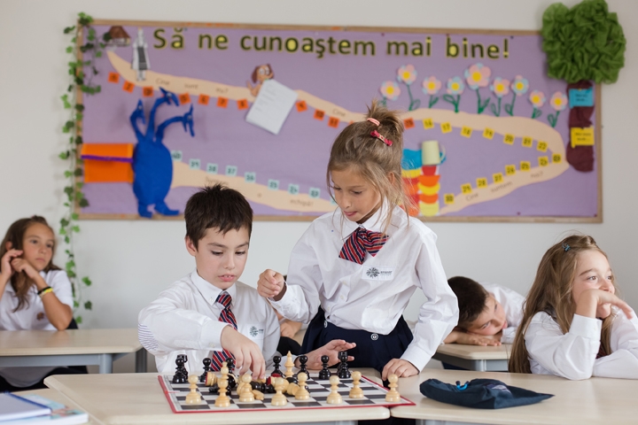 Noutăţi la şcoală: arhitectură, şah şi istoria jazz-ului Noutăţi la şcoală: arhitectură, şah şi istoria jazz-ului