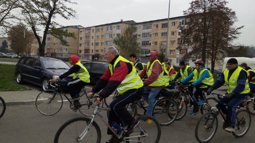 Reşiţenii, dar şi cei care vizitează oraşul vor putea închiria gratuit biciclete! Reşiţenii, dar şi cei care vizitează oraşul vor putea închiria gratuit biciclete!