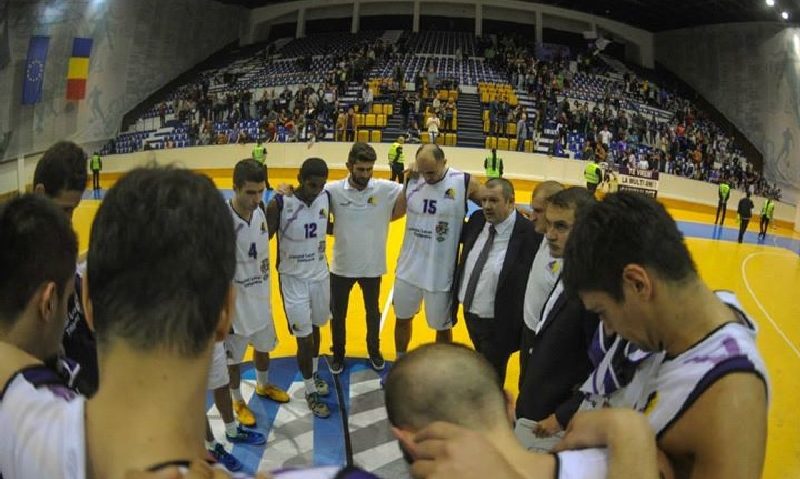 BC Timișoara – SCM U Craiova 79-73, în etapa a VI-a a Ligii Naționale de baschet masculin BC Timișoara – SCM U Craiova 79-73, în etapa a VI-a a Ligii Naționale de baschet masculin