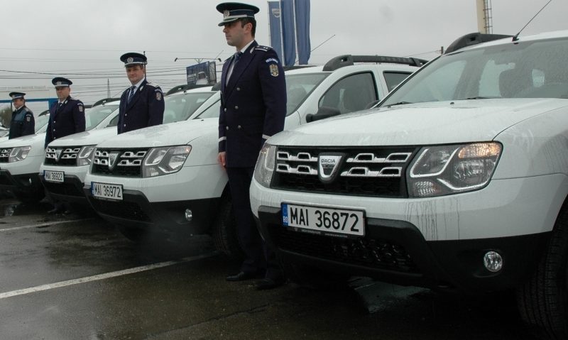 Daciile Duster au ajuns şi la IPJ Caraş-Severin Daciile Duster au ajuns şi la IPJ Caraş-Severin