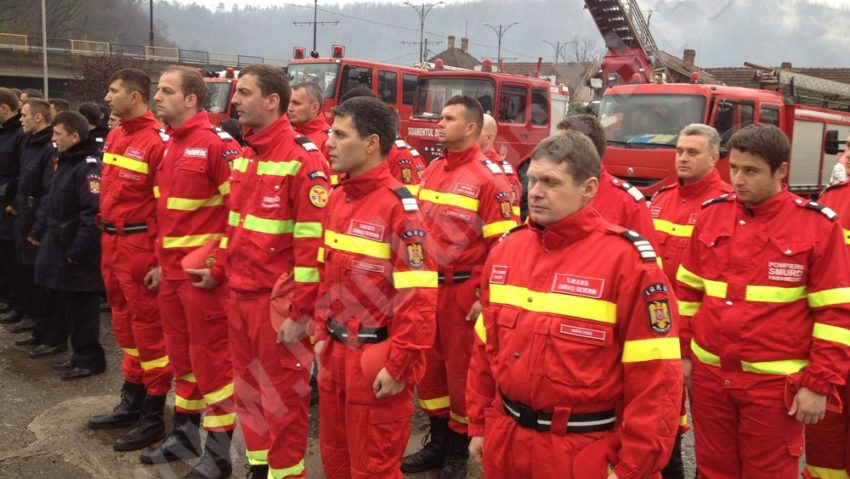Paramedicii SMURD din Caraş-Severin sunt în permanentă alertă Paramedicii SMURD din Caraş-Severin sunt în permanentă alertă