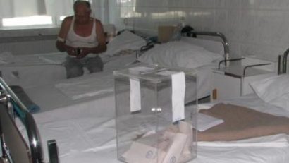 Bolnavii COVID vor putea cere urna mobilă la alegerile locale