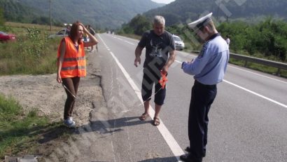 Tânăr acroșat din neatenție