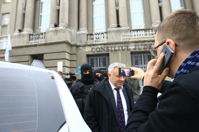 [UPDATE] Şeful Consiliului Judeţean Timiş, Titu Bojin, pus în libertate