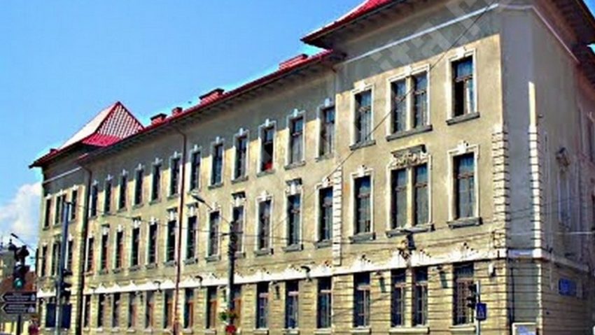 Spectacol caritabil la Caransebeş Spectacol caritabil la Caransebeş
