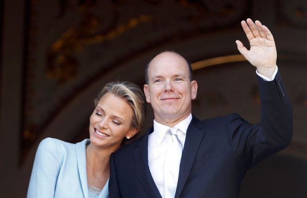 Bucurie mare la Monaco. Prințesa Charlene a născut gemeni Bucurie mare la Monaco. Prințesa Charlene a născut gemeni