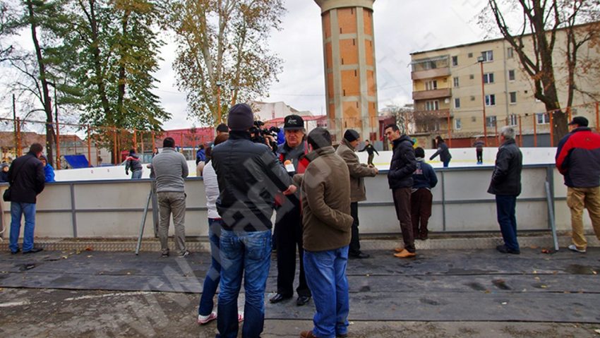 Patinoar artificial la Lugoj Patinoar artificial la Lugoj