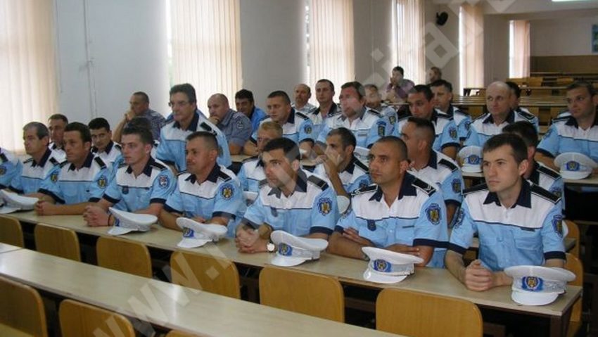 Polițiștii locali la examen Polițiștii locali la examen
