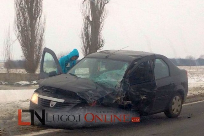 Grav accident de circulaţie cu victimă încarcerată Grav accident de circulaţie cu victimă încarcerată