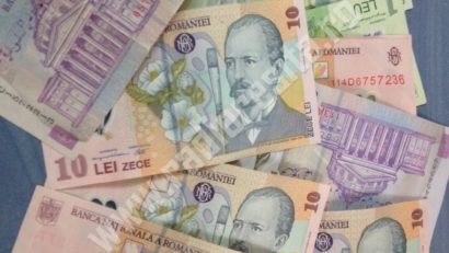 Salariul minim brut pe țară se majorează la 3.300 lei lunar