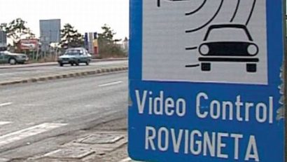 Pauză la roviniete şi taxa de pod