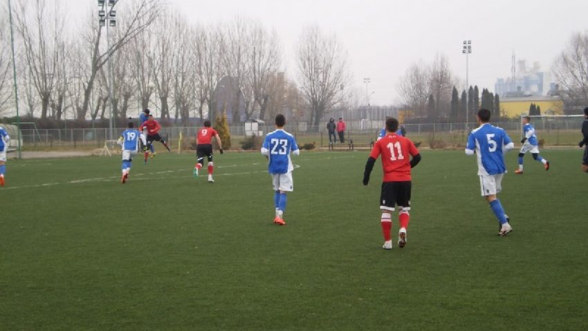 FC Caransebeş a învins pe Vulturii Lugoj în meci amical FC Caransebeş a învins pe Vulturii Lugoj în meci amical