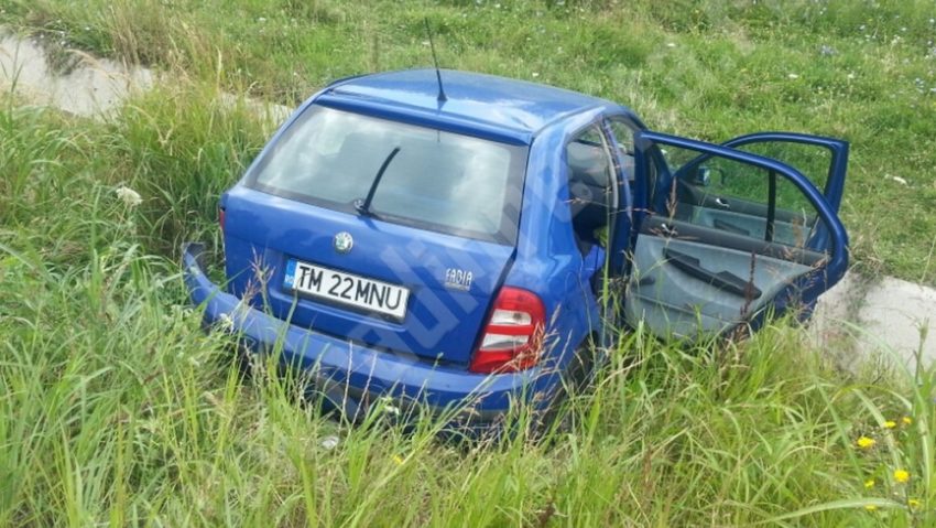 Înşelată cu 5.000 de euro Înşelată cu 5.000 de euro