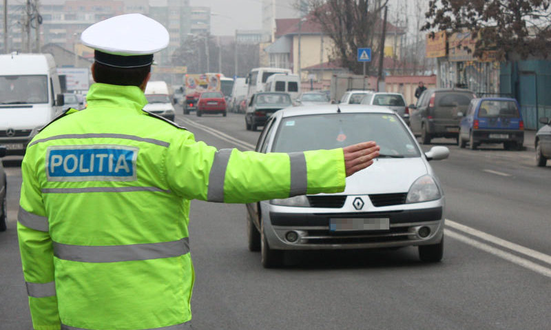 Cercetat pentru conducerea unei mașini neînmatriculate Cercetat pentru conducerea unei mașini neînmatriculate