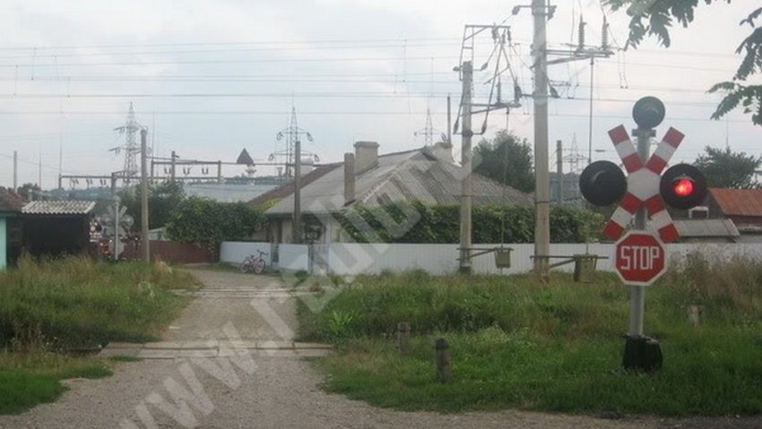 Reabilitări la trecerile pe calea ferată Reabilitări la trecerile pe calea ferată