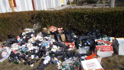 Primăriile din Caraş-Severin preferă să ia amendă, decât să transporte gunoiul!