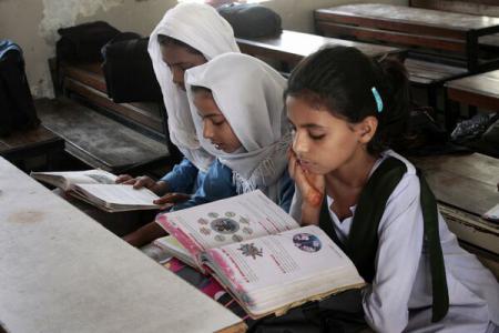 [VIDEO] India: O mie de arestări într-un caz spectaculos de trişat la examen