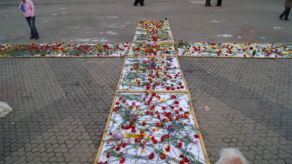 Hunedorenii vor ridica Crucea de Flori