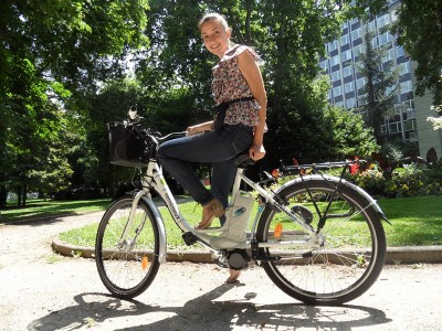 Biciclete electrice pentru poliţiştii locali şi turiştii care vizitează Deva Biciclete electrice pentru poliţiştii locali şi turiştii care vizitează Deva