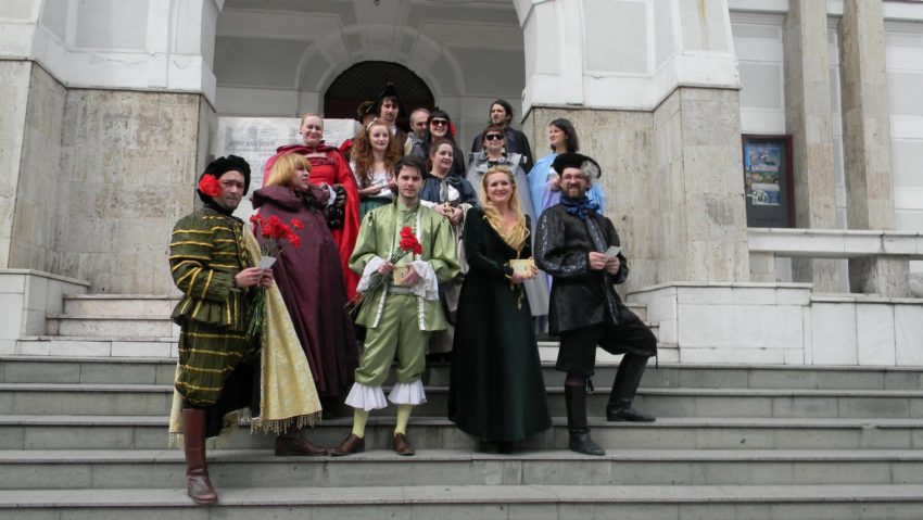 Invitaţie la teatru. Două piese una şi una – Ivan Turbincă şi Borderline Invitaţie la teatru. Două piese una şi una – Ivan Turbincă şi Borderline